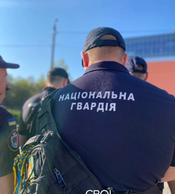На Дніпропетровщині другу добу шукають зниклу дівчину