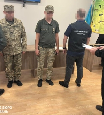Пограничники Львовщины выпустили за границу 80 уклонистов