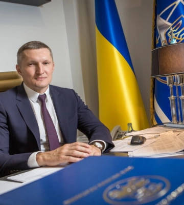 У Києві викрили конвертаційний центр на 1,5 мільярда: СБУ затримала екс-податківця Бамбізова
