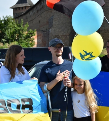 Понад три роки у полоні: у Луцьку зустріли «азовця» Андрія Русенка. Фото
