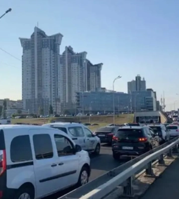 Столичний депутат розповів, як Кличко довів Київ до суцільних заторів