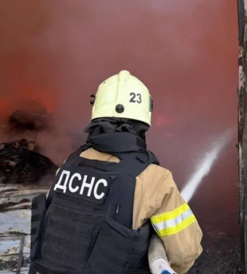 У Калуші перевіряють якість повітря після нічної атаки дронами та ракетами