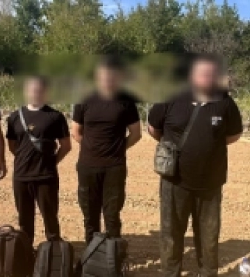 На Ужгородщині прикордонники зірвали втечу до Словаччини за 53 тисячі доларів
