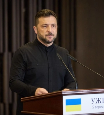 Зеленский встретился с Коштой в Ужгороде