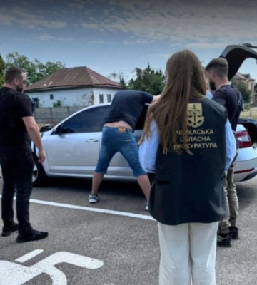 Схема за $8,5 тысяч — в Черкасской области задержали организатора переправки военнообязанных