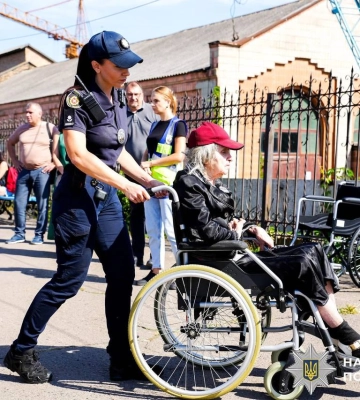 У Рівному зустріли 12-й евакуаційний потяг з Донеччини