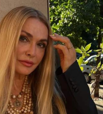 Ольга Сумська показала, який має вигляд могила її батьків