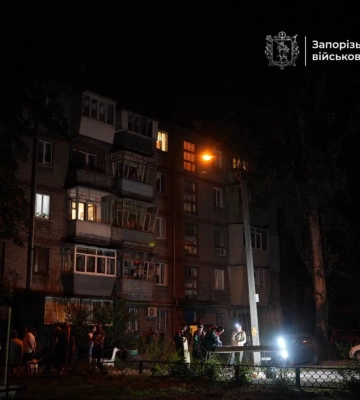Запоріжжя під атакою “шахедів”: внаслідок прильоту виникла пожежа (ФОТО, ВІДЕО)