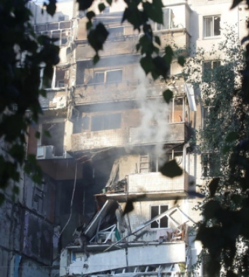 У Святошинському районі Києва з-під завалів дістали тіла жінки та її двомісячного сина