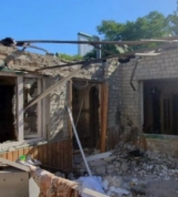 Росіяни протягом доби обстрілювали Херсонщину: є поранені, постраждала цивільна інфраструктура