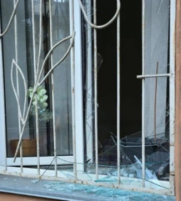 В Одесі через ворожу атаку безпілотників пошкоджена будівля ДРАЦС