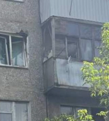 БПЛА РФ попал в жилой дом в Сумской громаде: пострадавших нет