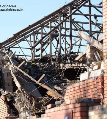 Чергова підступна російська атака на Запоріжжя: 17 людей поранено, десятки будинків пошкоджено