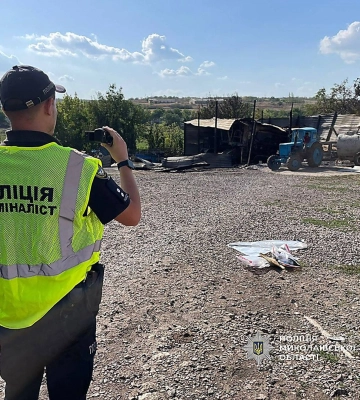 На Миколаївщині чоловік через майнову суперечку підпалив техніку, вбив племінника та скоїв самогубство