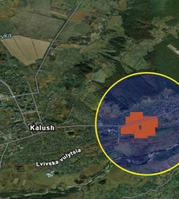 В Калуше после обстрела приостановили обучение детей — воздух в городе загрязнен