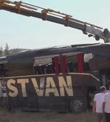 У Туреччині перекинувся автобус: десятки постраждалих