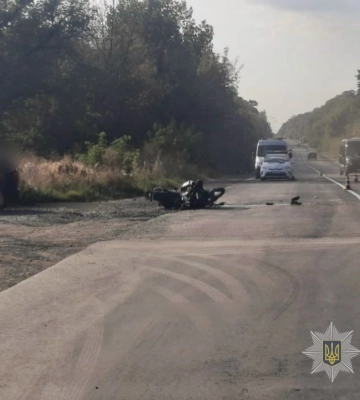 На Волині автомобіль зіткнувся з мотоциклом: водій двоколісного загинув на місці ДТП