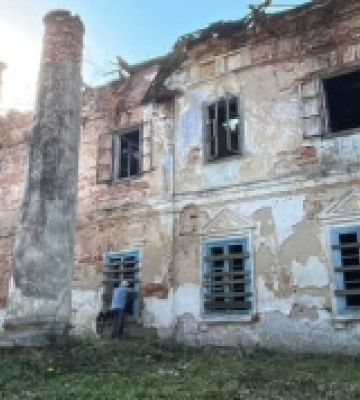 Громада на Рівненщині взялася рятувати свою історичну перлину – палац Красицьких