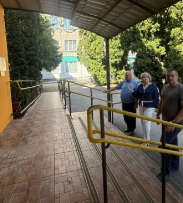 У Гайсині на Вінниччині лікарні облаштовують відповідно до вимог безбар&#039;єрності