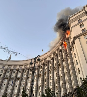 Ким треба бути, щоб радіти ворожому удару по Кабміну: Філатов про людей, які тішаться атакам по адмінбудівлям