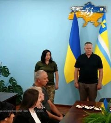 У Кременчуці передали посмертні нагороди родинам чотирьох воїнів