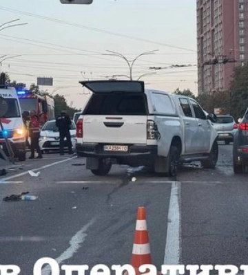 ДБР розслідує смертельну ДТП у Києві за участю військового авто