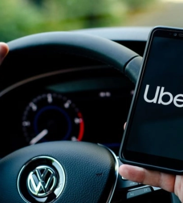 Uber наступного року розпочнуть тестування безпілотних таксі в Німеччині