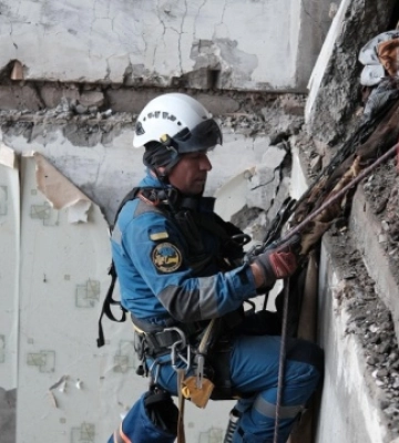 Троє загиблих, 11 поранених: у Святошинському районі Києва завершили аварійно-рятувальні роботи