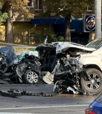 Смертельна ДТП за участі військового авто, загинув поліціянт