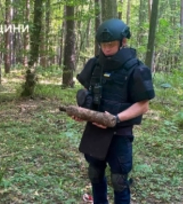 У Рівненському районі знешкодили два боєприпаси часів Другої світової війни