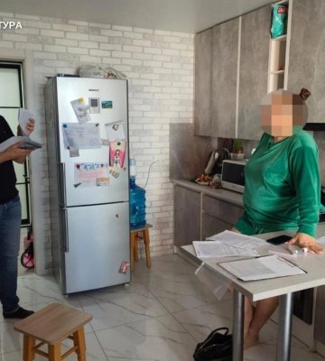Перешкоджали роботі ТЦК та СП біля стадіону Вінниці: трьом жінкам повідомили про підозру