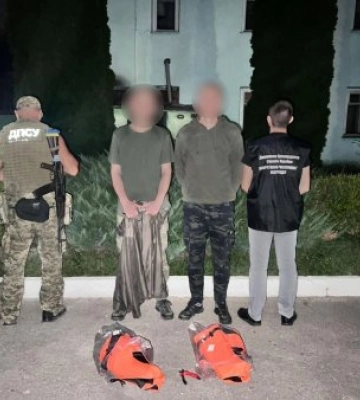 На Закарпатті затримали організатора незаконного переправлення чоловіків через кордон: 10 тисяч за кожного