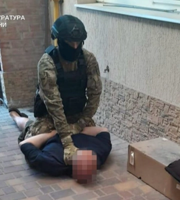 Вимагали гроші у бізнесменів. На Франківщині викрили чотирьох "смотрящих" та інших учасників угруповання