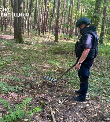 У Рівненському районі знешкодили два боєприпаси часів Другої світової війни