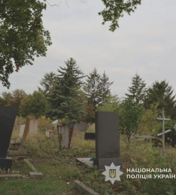 У Харкові на цвинтарі зґвалтували неповнолітню: підозрюваного затримали