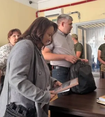 Справа Фаріон: батько підозрюваного поклав провину за смерть мовознавиці на її доньку