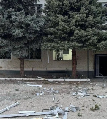 Женщина занесла взрывчатку в полицию - один человек погиб, трое ранены