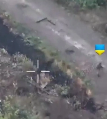 Украинский боец ловко ликвидировал двух россиян