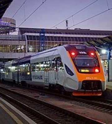 Після обстрілів на Полтавщині тимчасово скасували частину приміських поїздів
