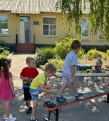 У Первомайську правоохоронці навчали дошкільнят правил безпечної поведінки
