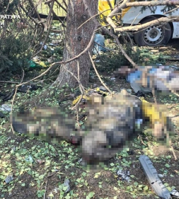 Кількість загиблих внаслідок авіаудару по Яровій зросла до 25