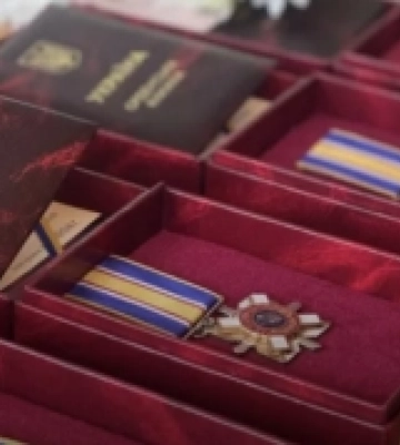 На Сарненщині родинам загиблих воїнів вручили їхні посмертні відзнаки