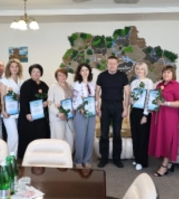 Адміністраторку Володимирського ЦНАПу відзначили подякою голови ОВА