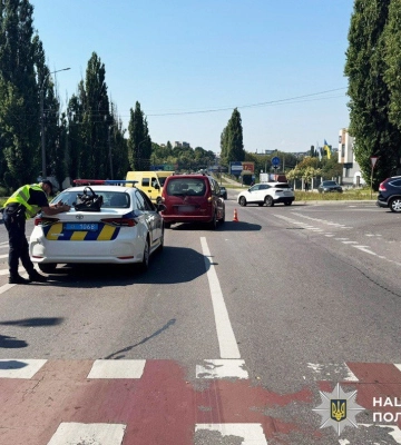 На Шухевича в Рівному збили пішохідку: жінка померла в лікарні