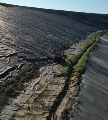 У Львові купол Грибовицького полігону засипали ґрунтом: стартує новий етап відновлення, - ФОТО