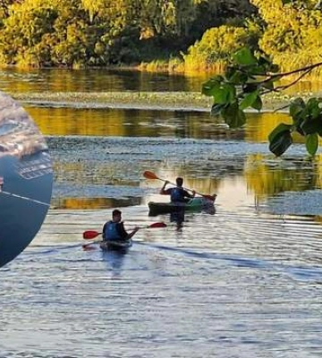 Це популярне місце: де можна відпочити під Києвом на воді з фантастичними краєвидами