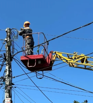 У Лозовій відновили електропостачання після російської атаки на інфраструктуру