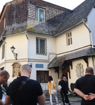 У центрі Львова почали примусове виселення держпідприємства, яке заборгувало місту 11 мільйонів гривень