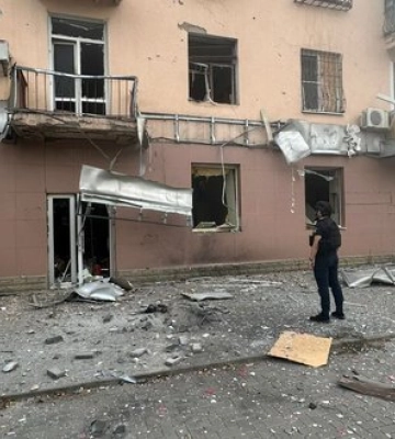 Росіяни вдарили з авіації та БпЛА по Костянтинівці: пошкоджено житлові будинки і магазин. ФОТОрепортаж