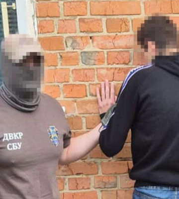 СБУ затримала інформатора фсб, який «зливав» ворогу дані про оборону Сумщини та Дніпропетровщини